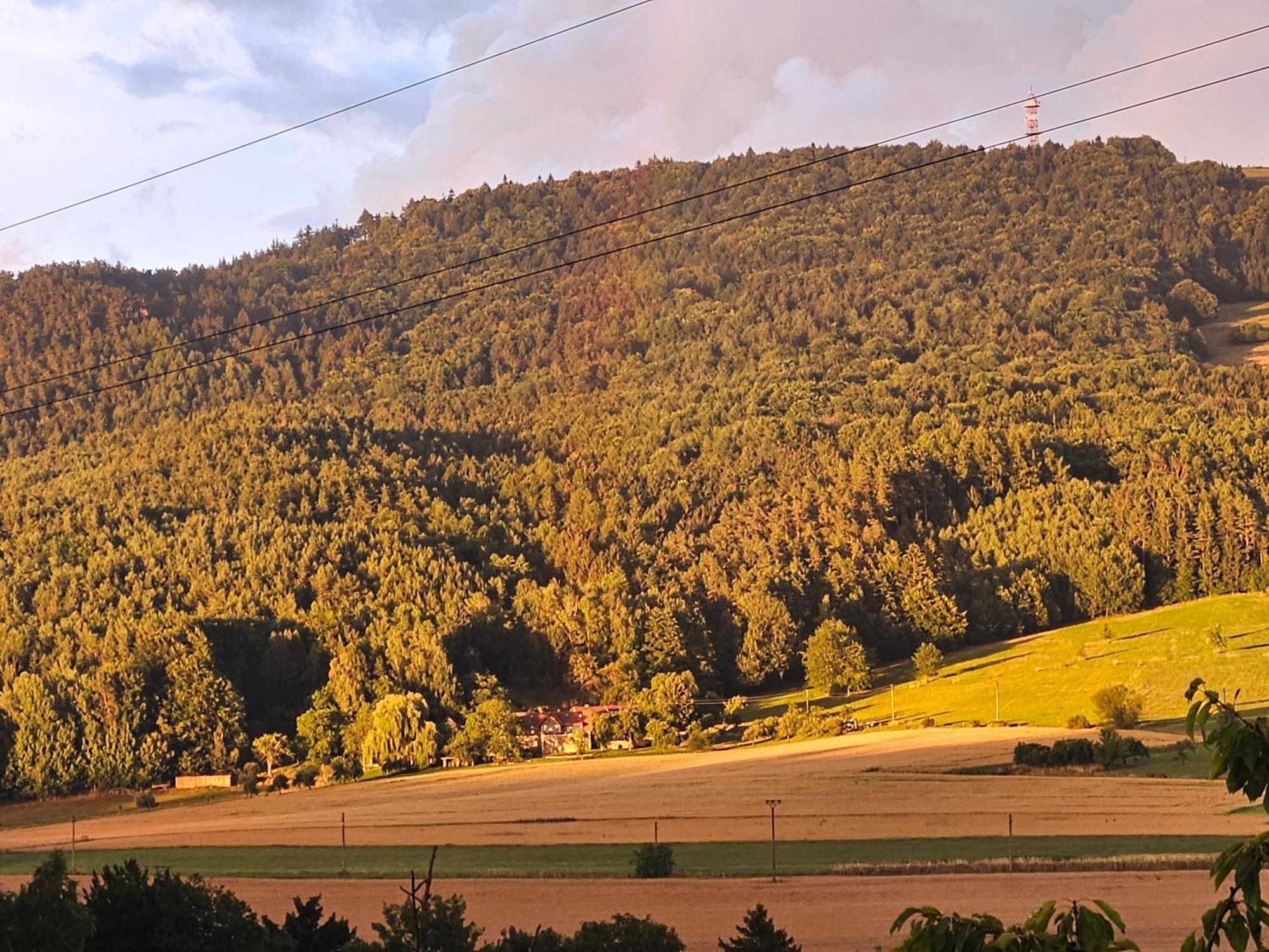 Božská usedlost Prackov Esterno foto